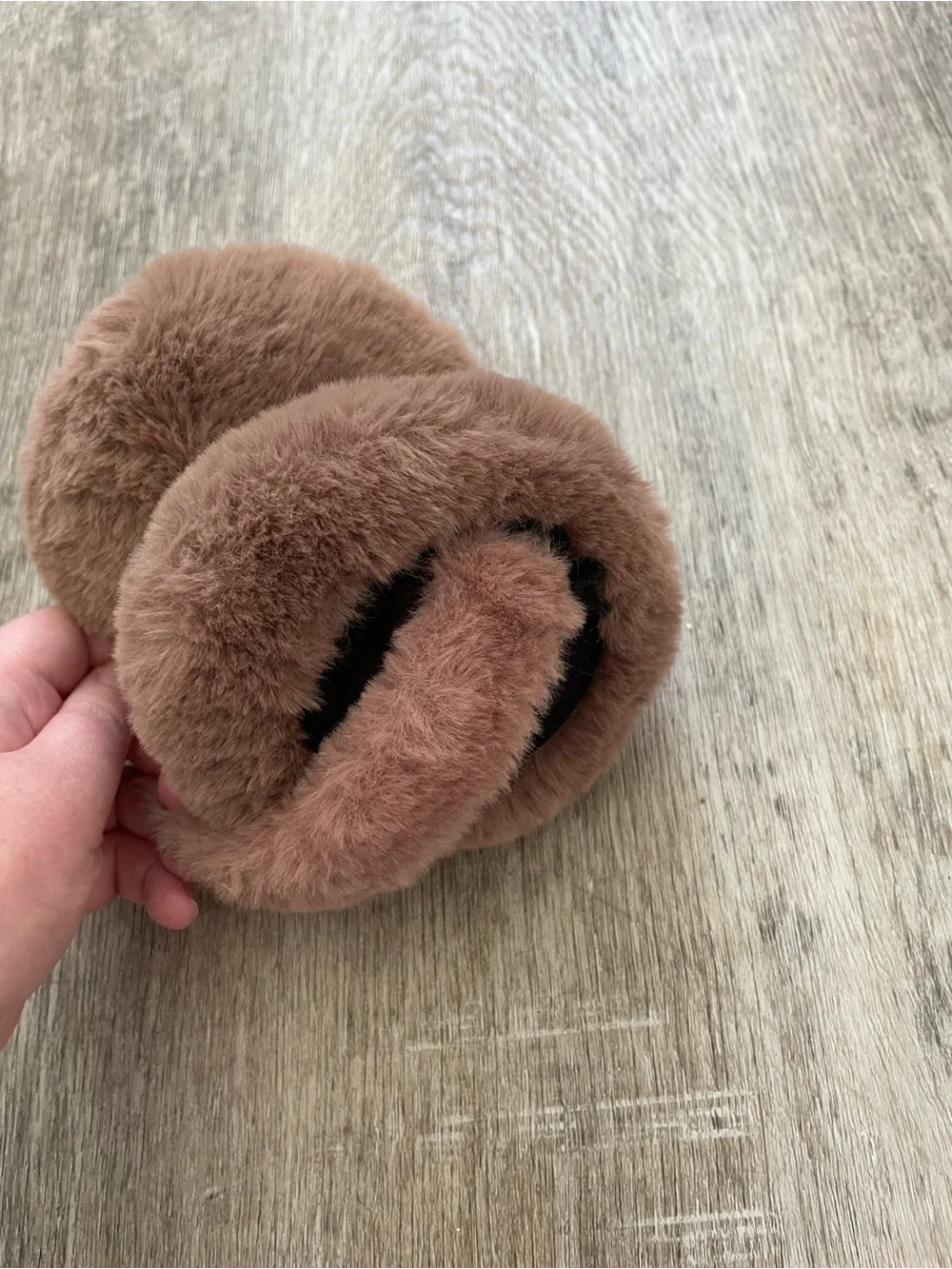 Cozy Faux-Fur Ear Muffs in Mauve